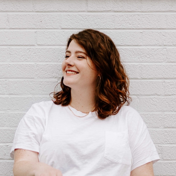 Meet your Posher, Emma - Picture 1 of 1